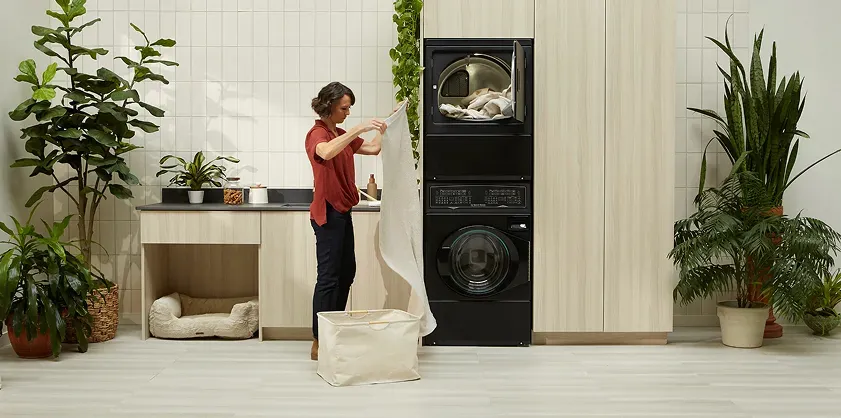 speedqueen-stacked-laundry-SF7